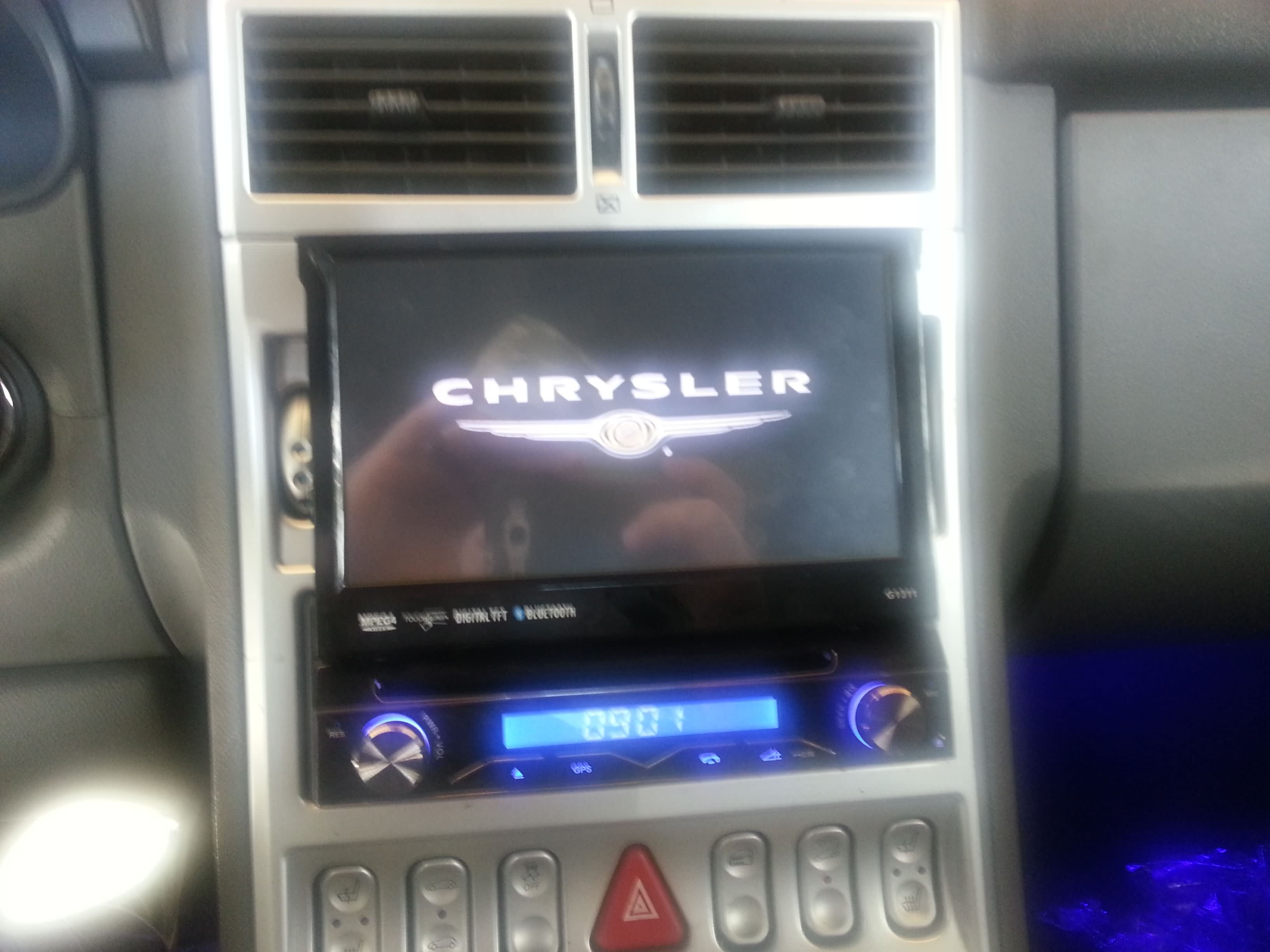 In dash gps for chrysler crossfire #2